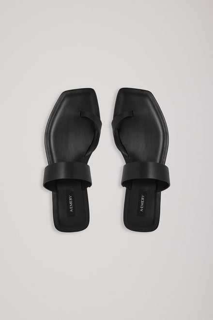 The Kasper Sandal