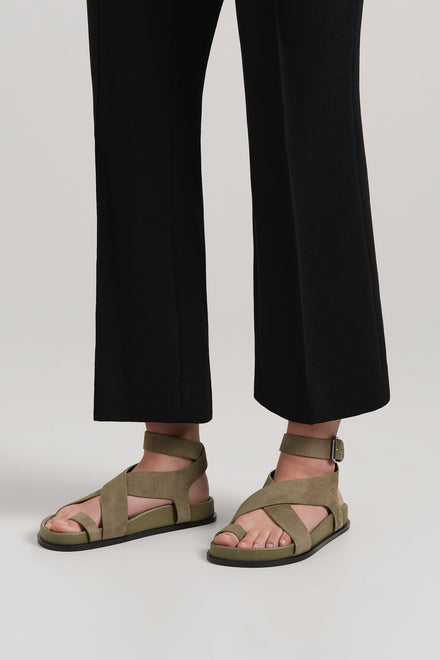 The Jalen Sandal