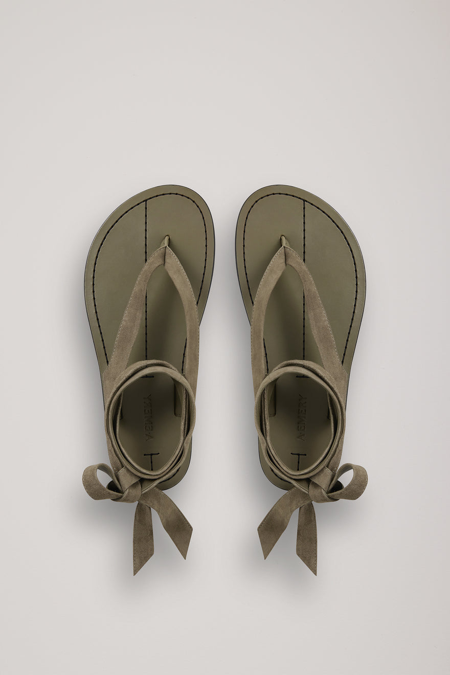The Elmer Sandal