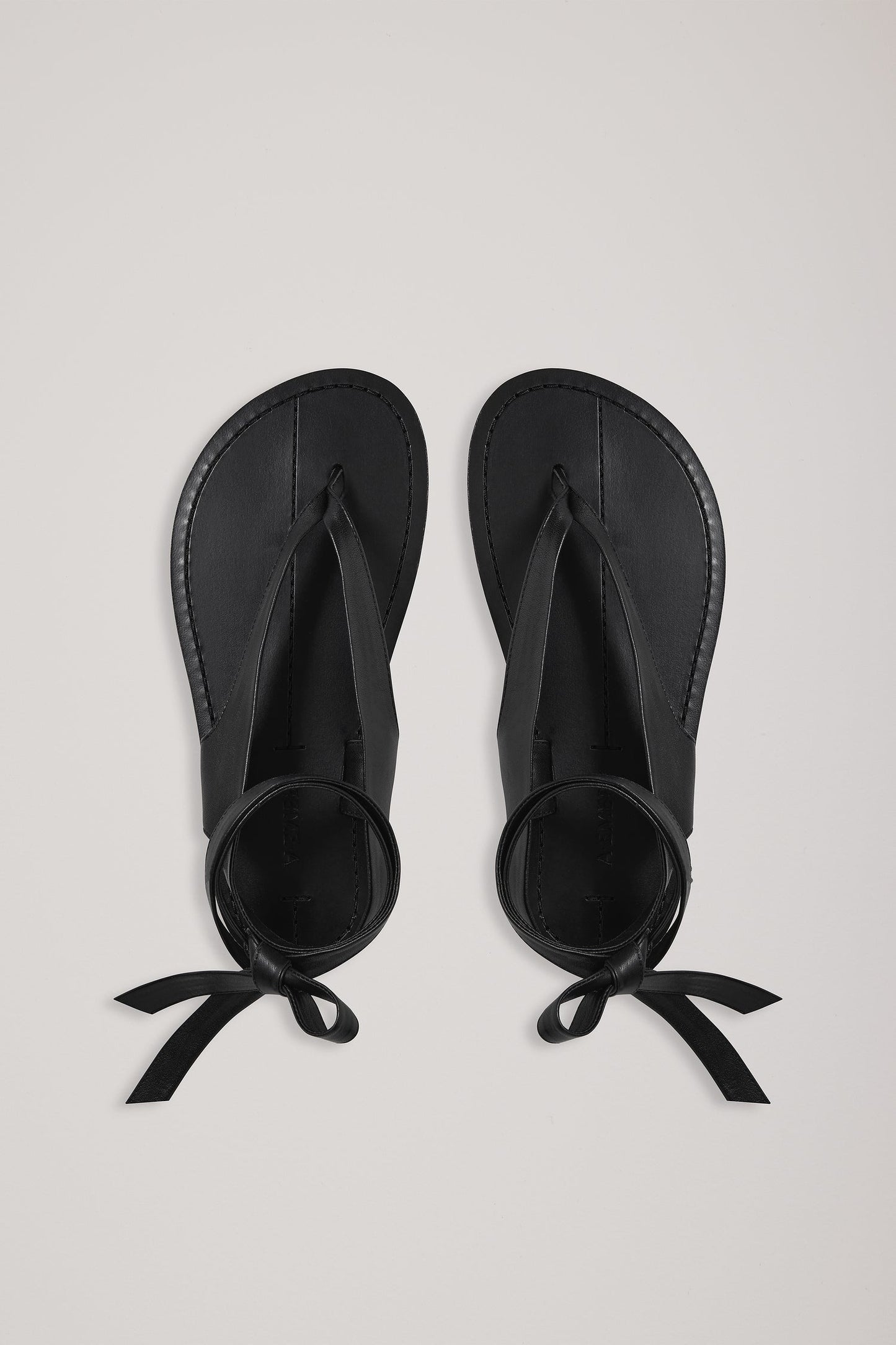 The Elmer Sandal