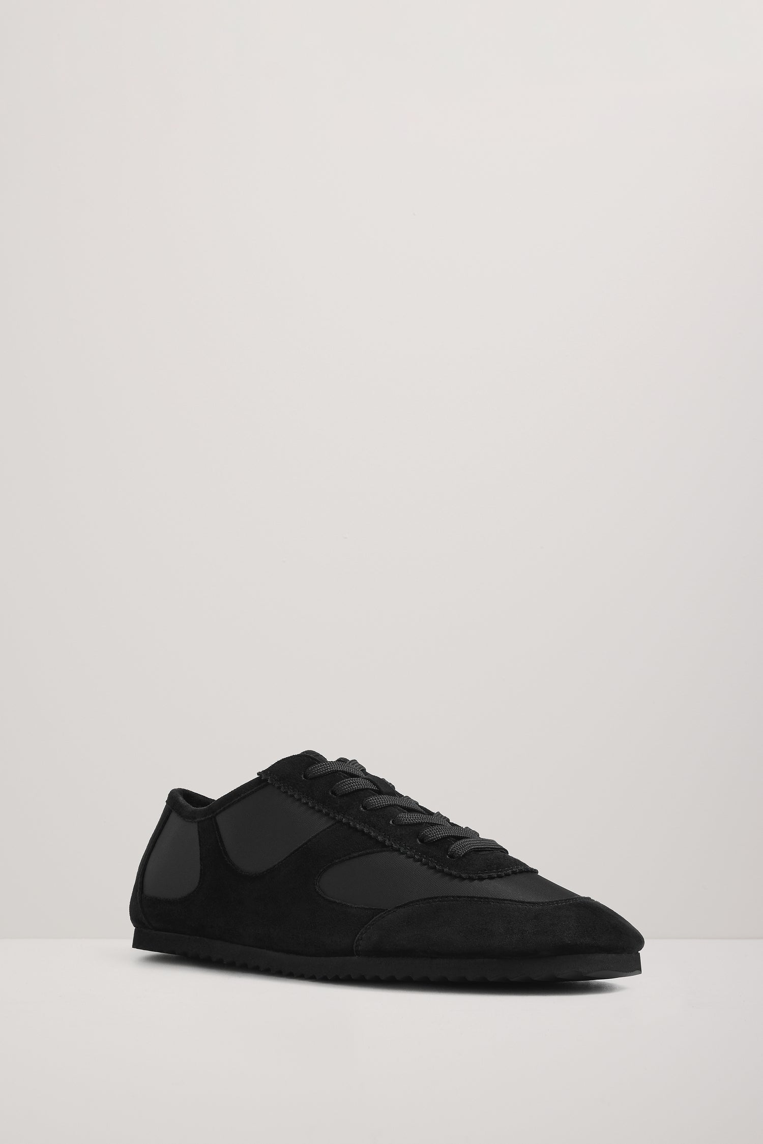 The Adams Low Sneaker