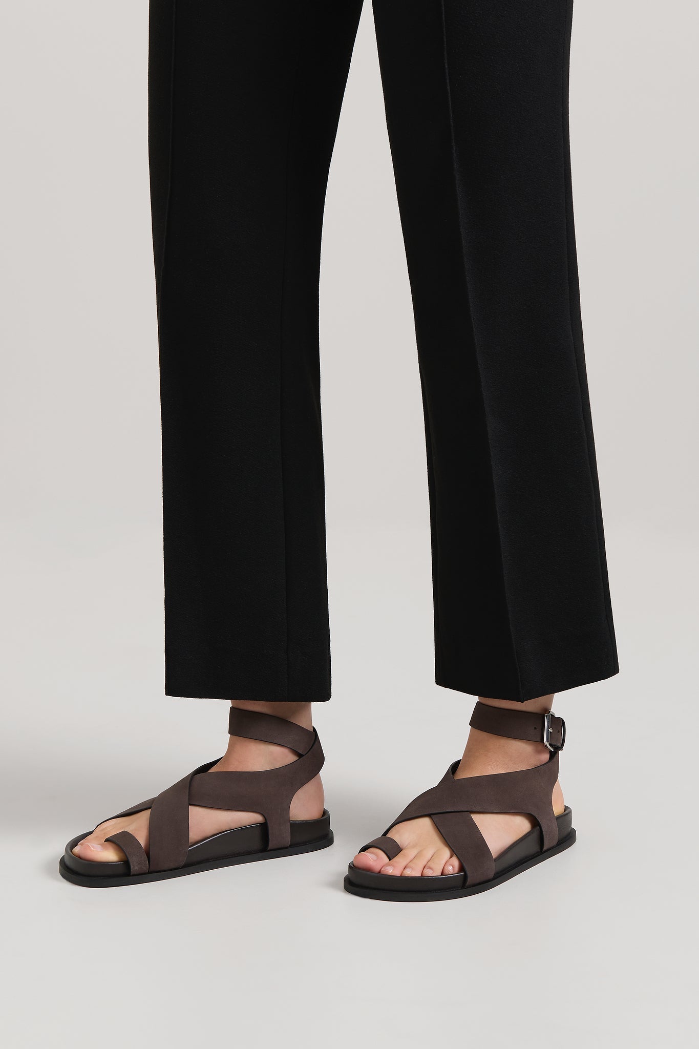 The Jalen Sandal