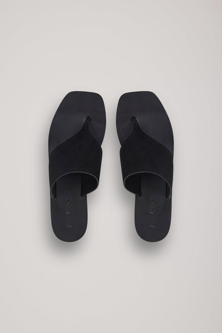 The Paton Sandal