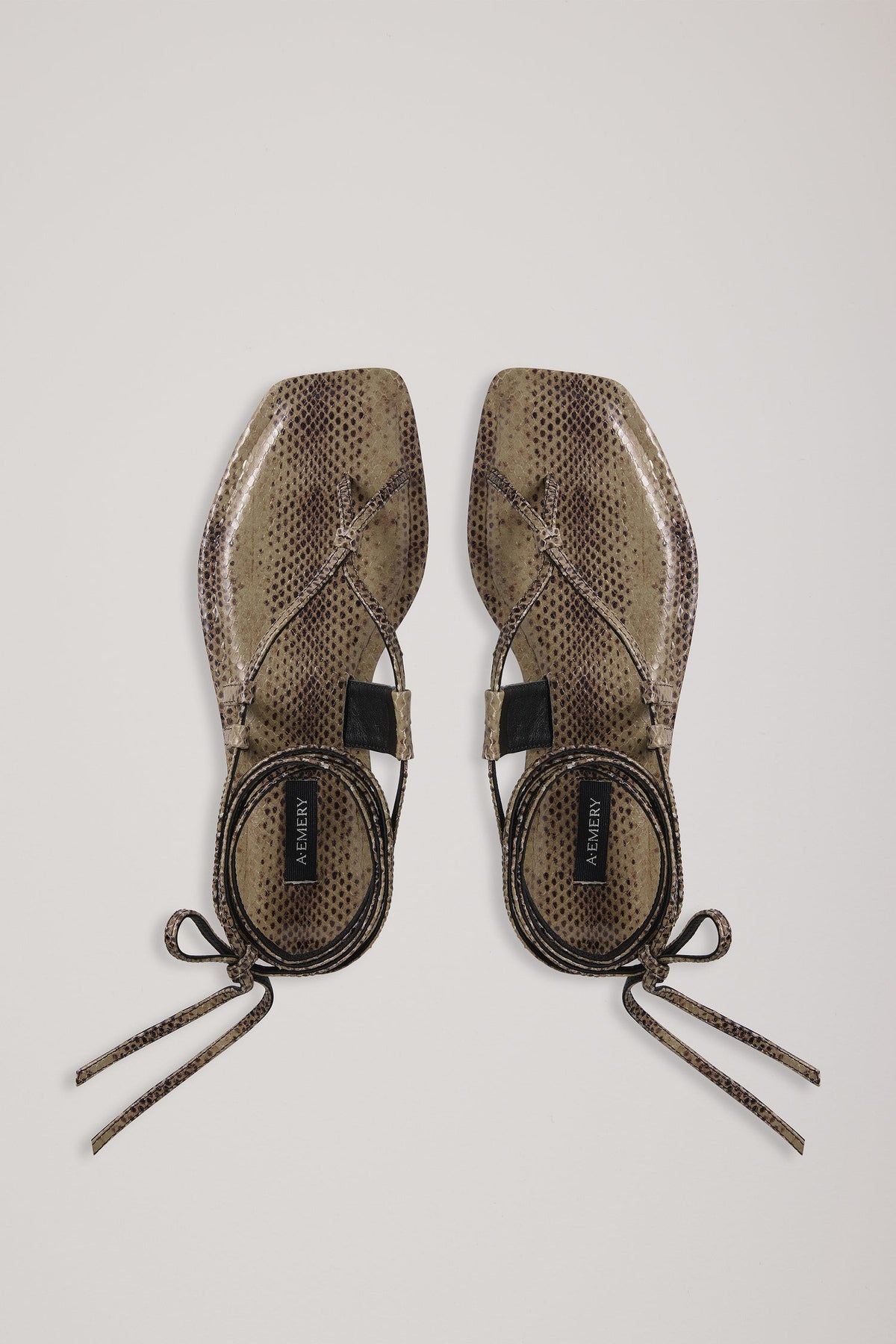 The Raslo Sandal