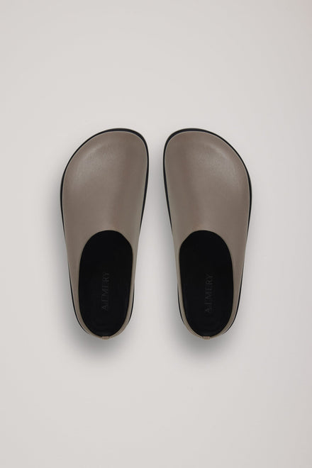 The Lou Clog