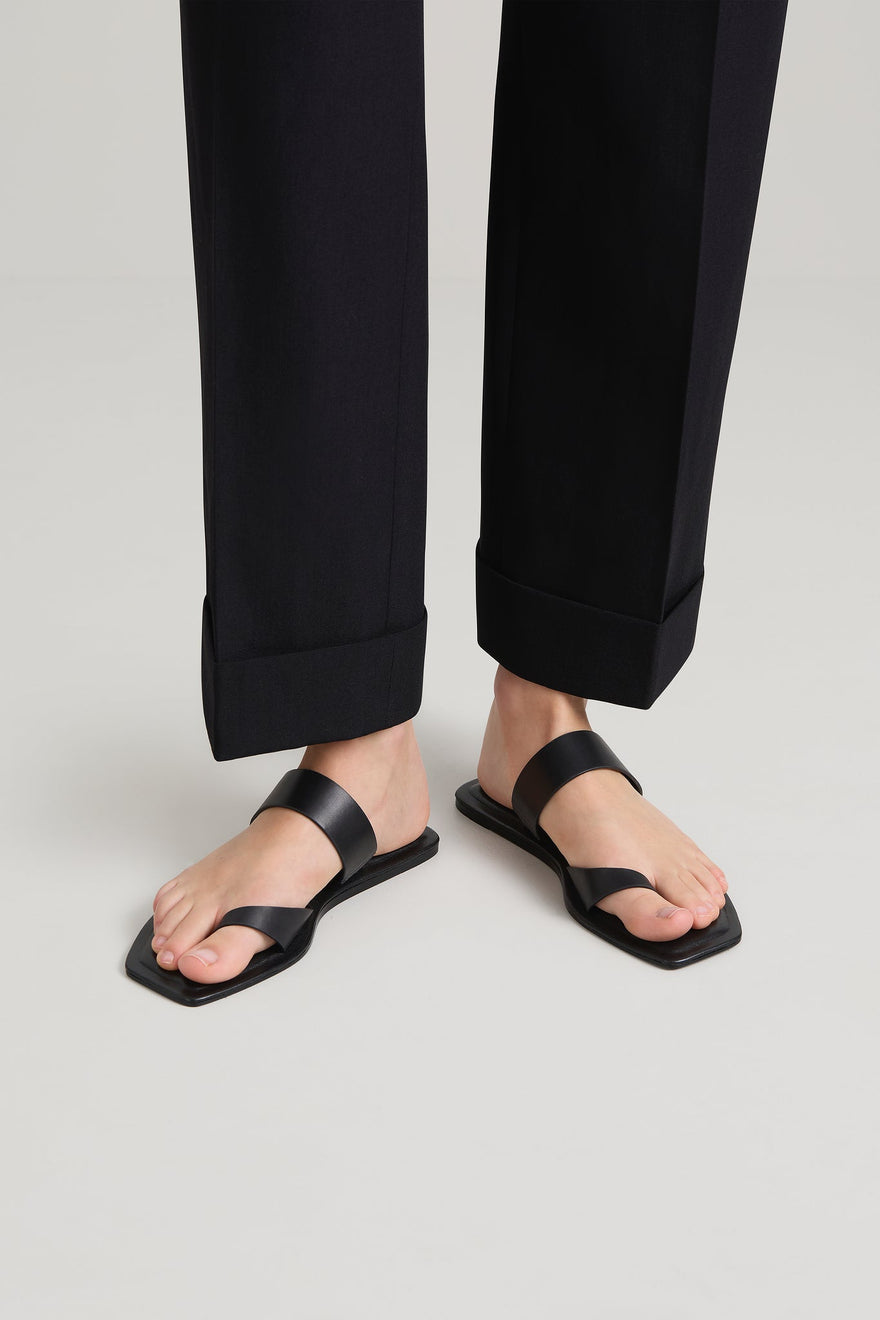 The Kasper Sandal